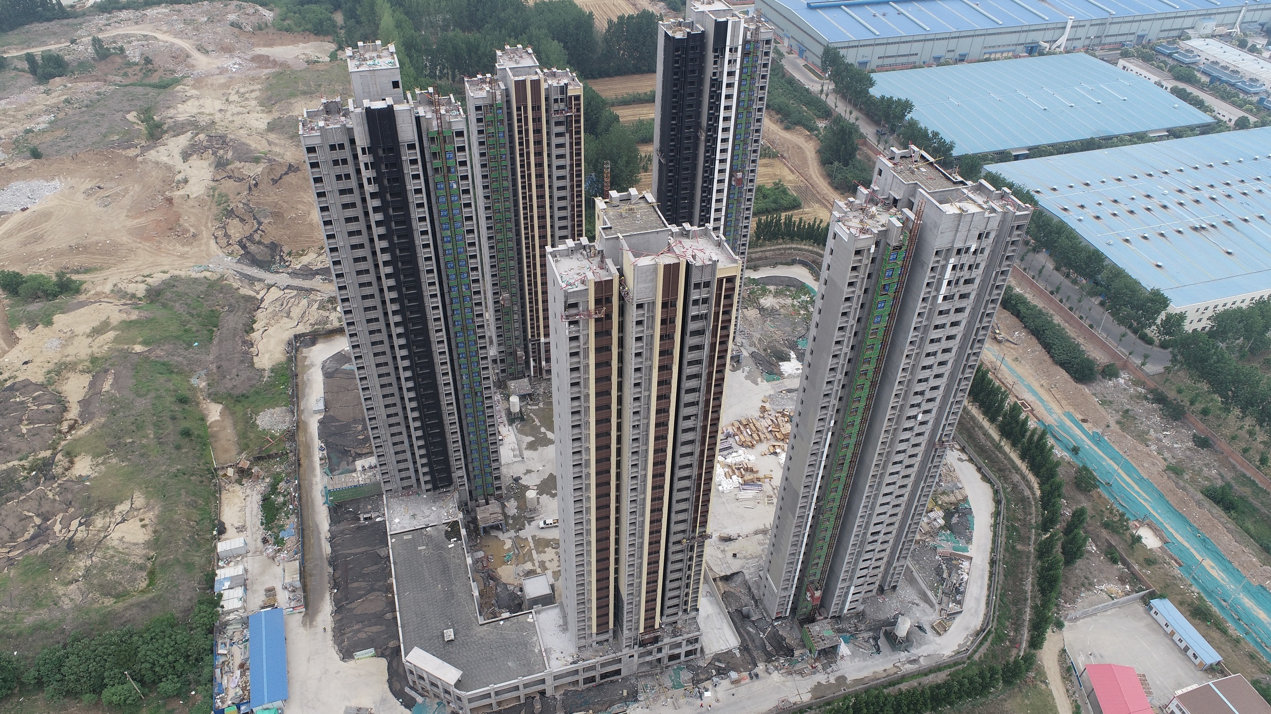 沈小營安置區（一標段）工程榮獲河南省建筑工程質量標準化示范工地 