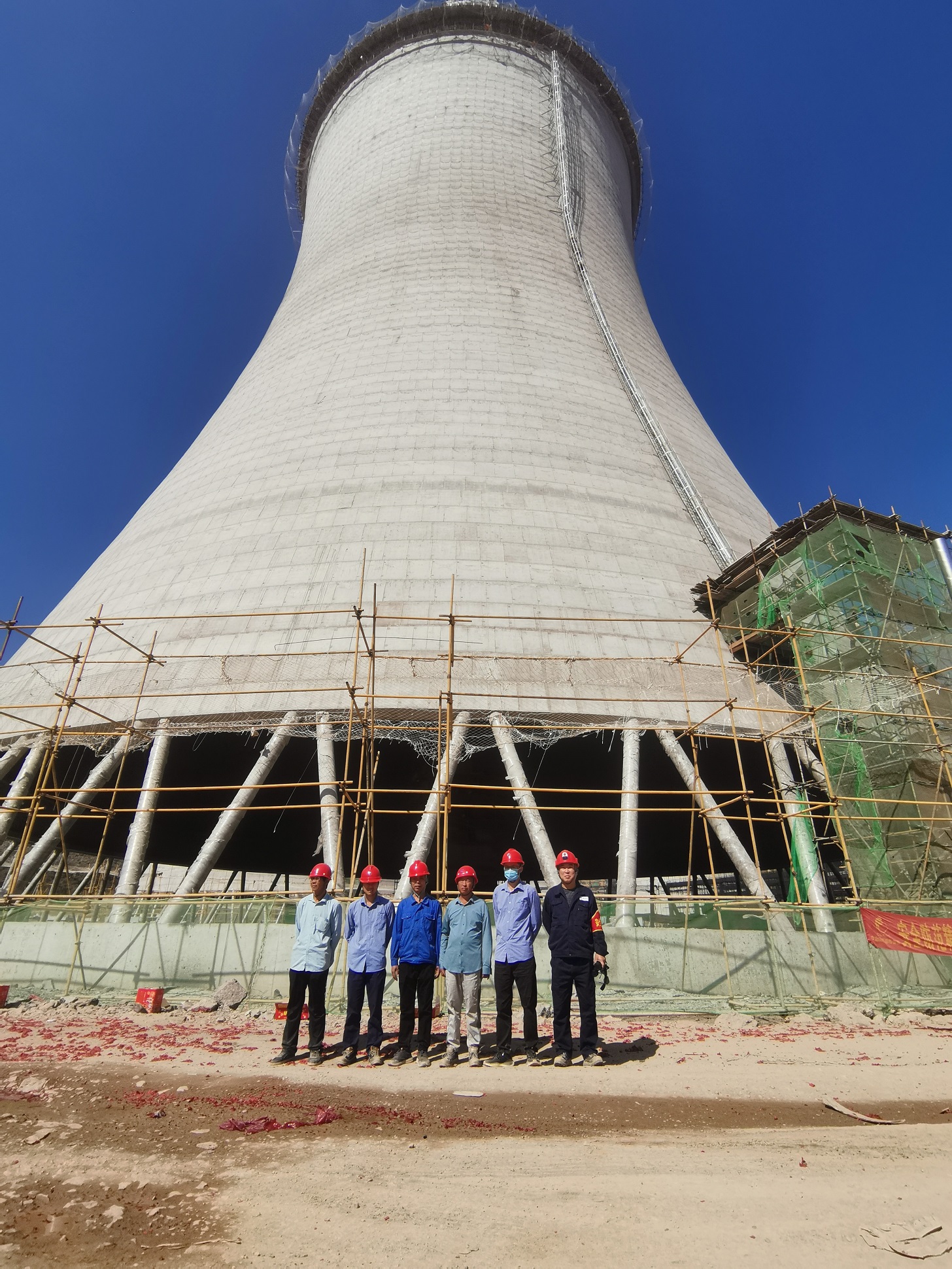 廣西翅冀鋼鐵有限公司發電工程#4冷卻塔封頂
